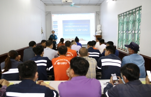 Thép Việt Sing tổ chức đào tạo sơ cứu, cấp cứu cho người lao động